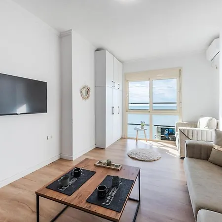 アパート With Amazing Sea View And Access ドゥラス