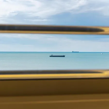 アパート With Amazing Sea View And Access ドゥラス