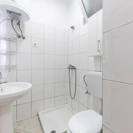 With Amazing Sea View And Access 아파트 *